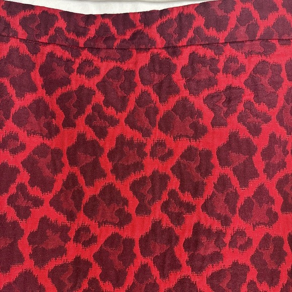 TALBOTS RED JACQUARD ANIMAL PRINT PENCIL SKIRT SIZE‎ 14P EUC L9 - Picture 2 of 4